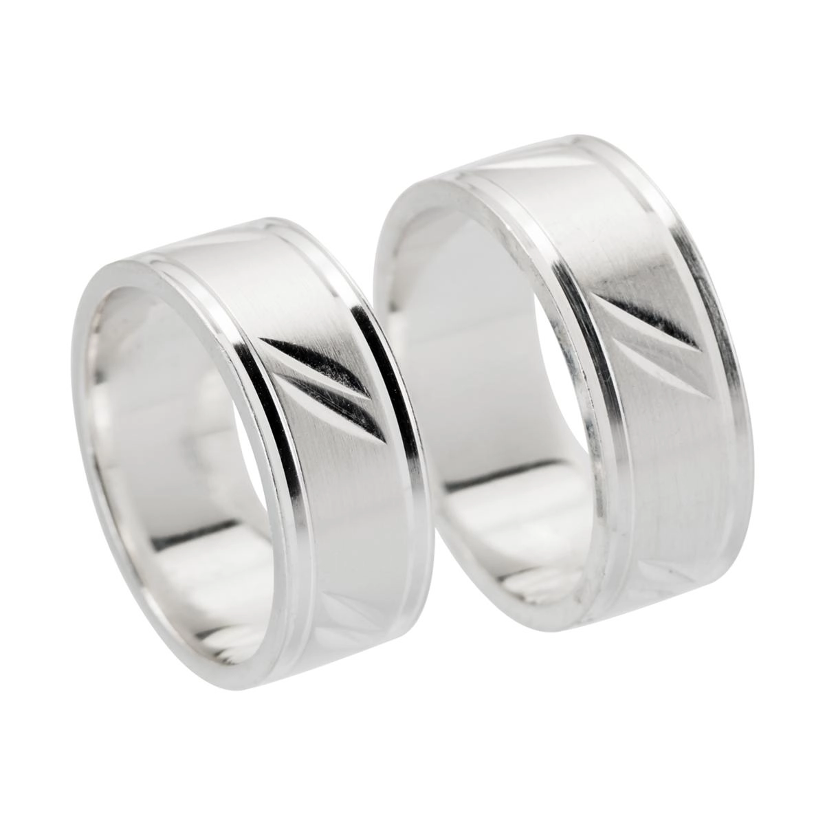 Alianças de Namoro em Prata 14.8g 8mm Diamantada