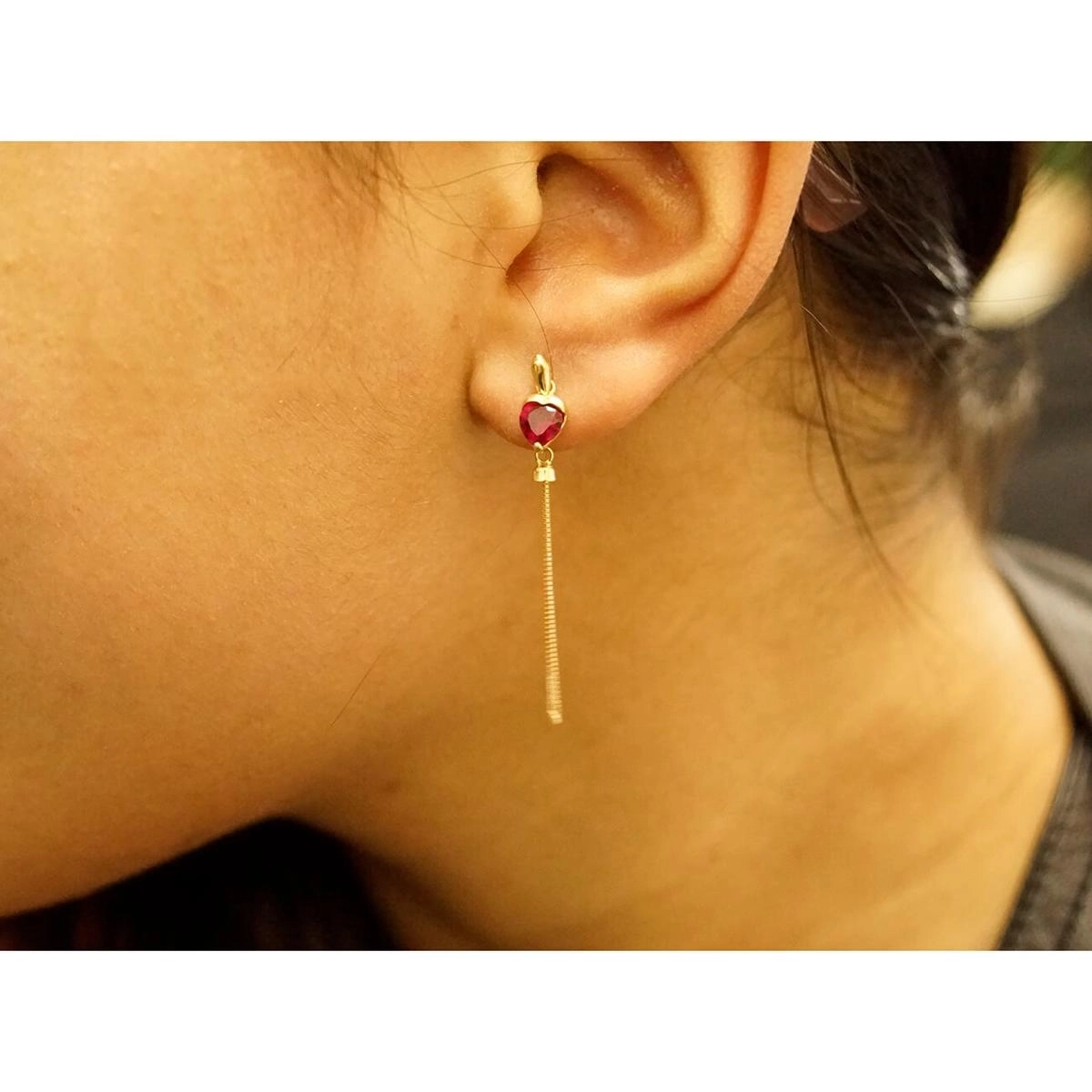 987623_brinco-ouro-18k-coracao-vermelho-veneziana-pendurada-