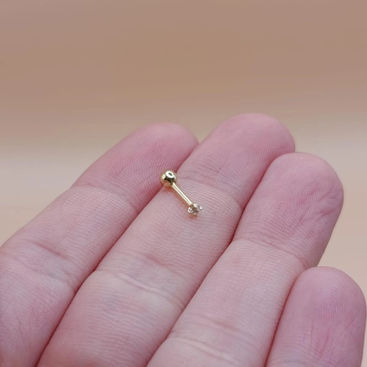 Piercing Orelha Ouro 18k Tragus Ponto de Luz 2mm Piercing Orelha Ouro 18k Tragus Ponto de Luz 2mm