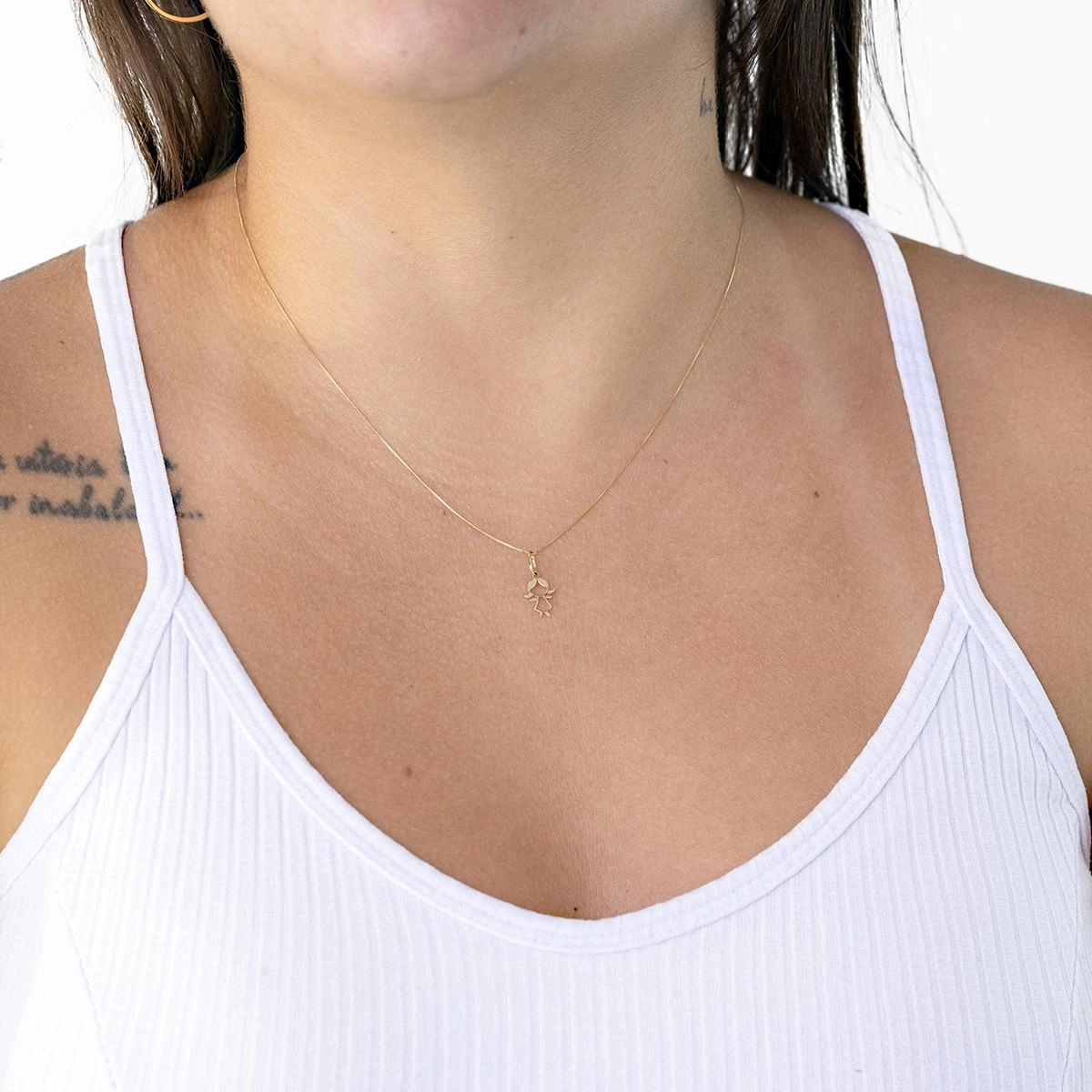 Pingente Ouro 18k Menina Liso 1.10cm