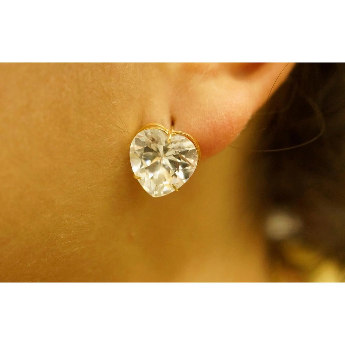 Brinco Ouro 18k Coração Zirconia 12mm 5.45 gramas