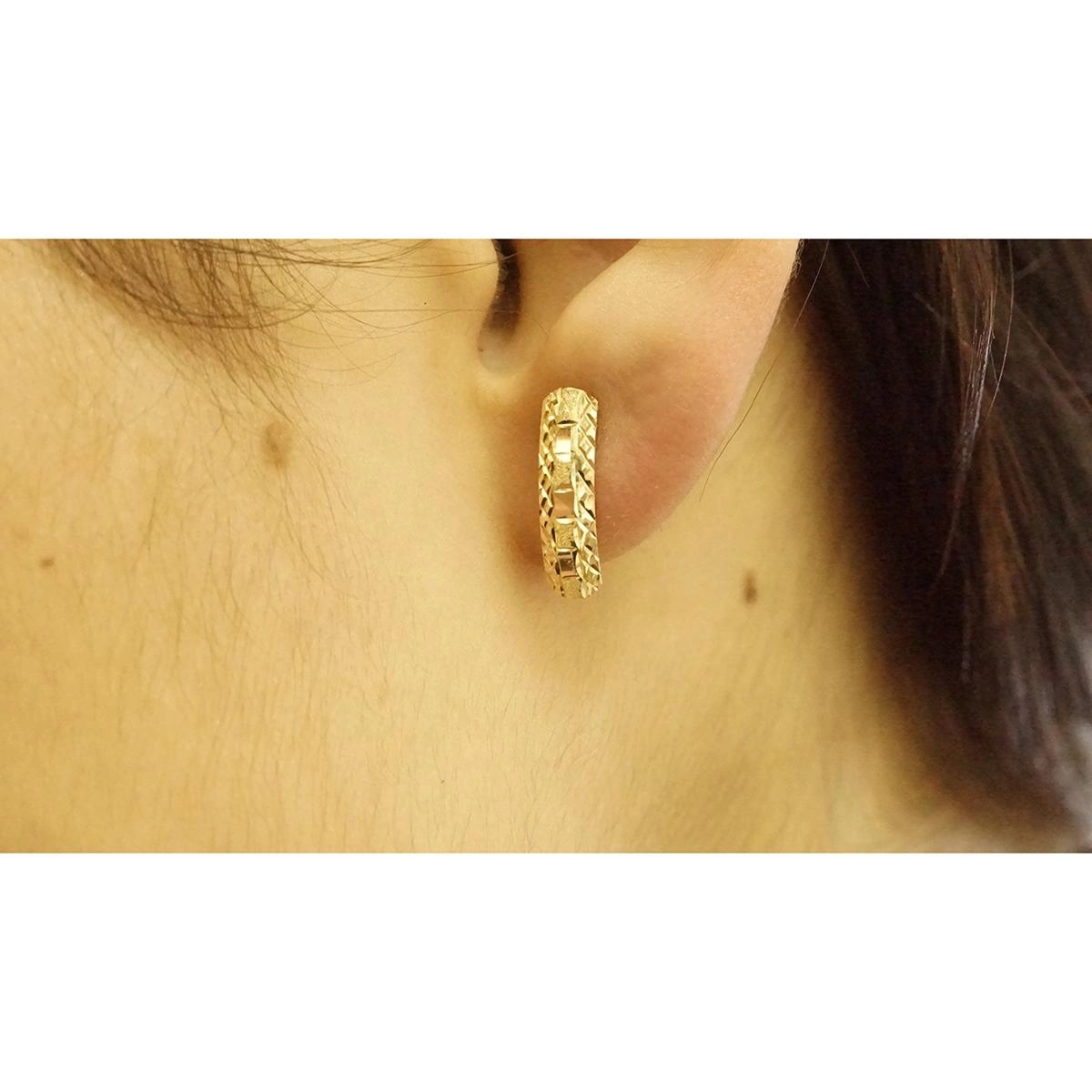 Brinco Ouro 18k Meia Argola 1.10 gramas
