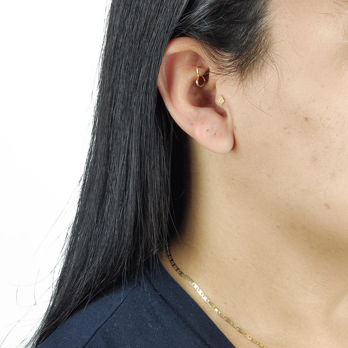 Piercing Ouro 18k Tragus Naipe Ouros 5.50mm