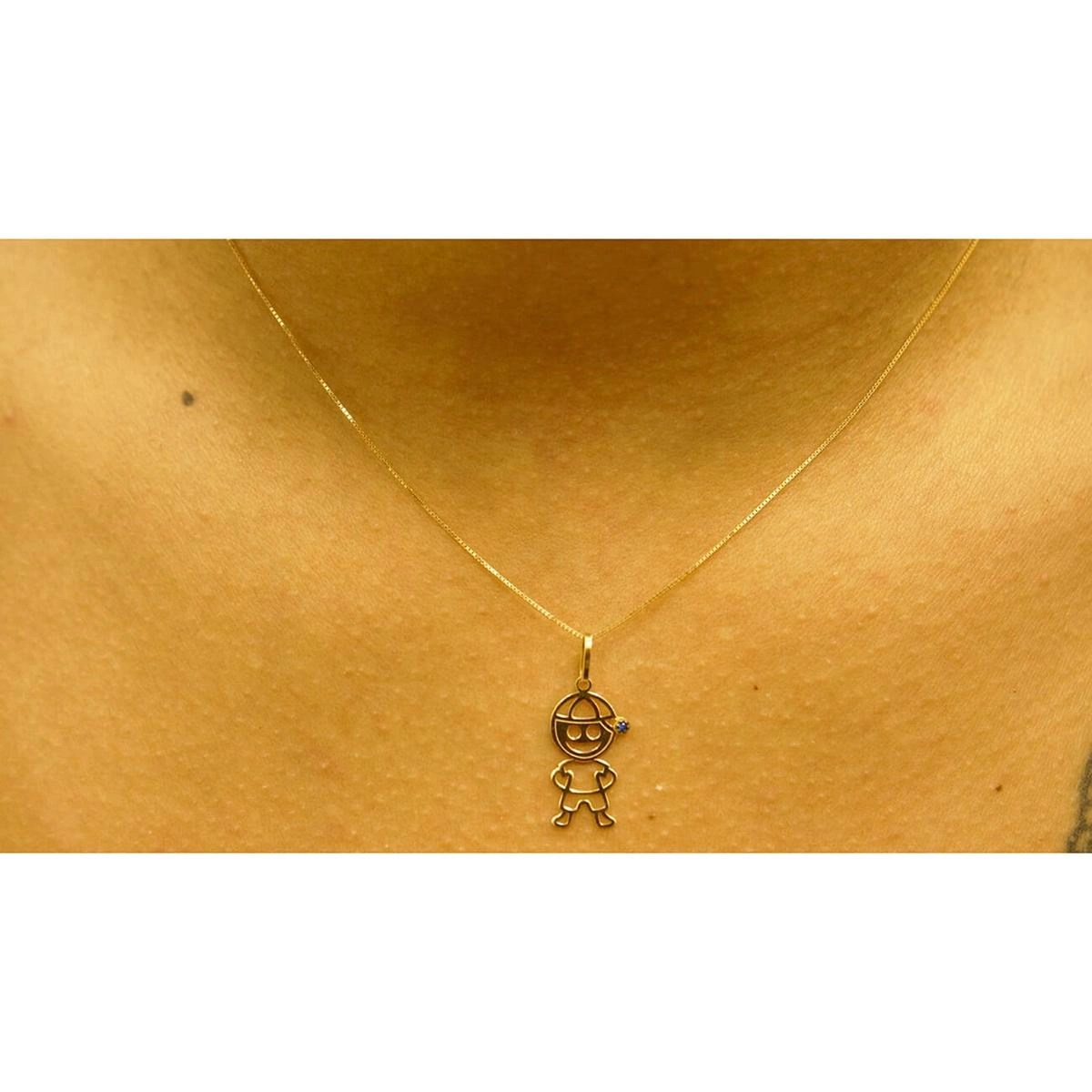 Pingente Ouro 18k Menino Vazado Com Zircônia Azul 0.45 gramas